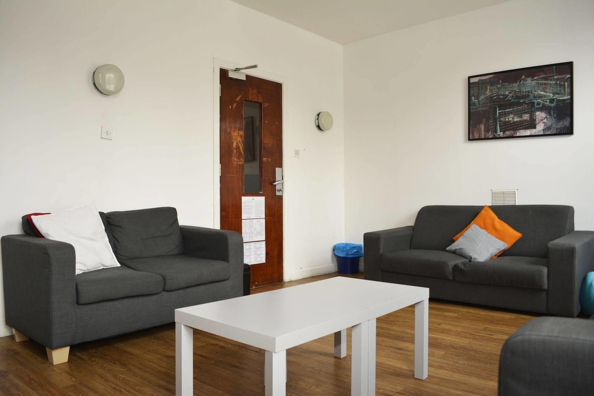 Dublin International Hostel Екстер'єр фото