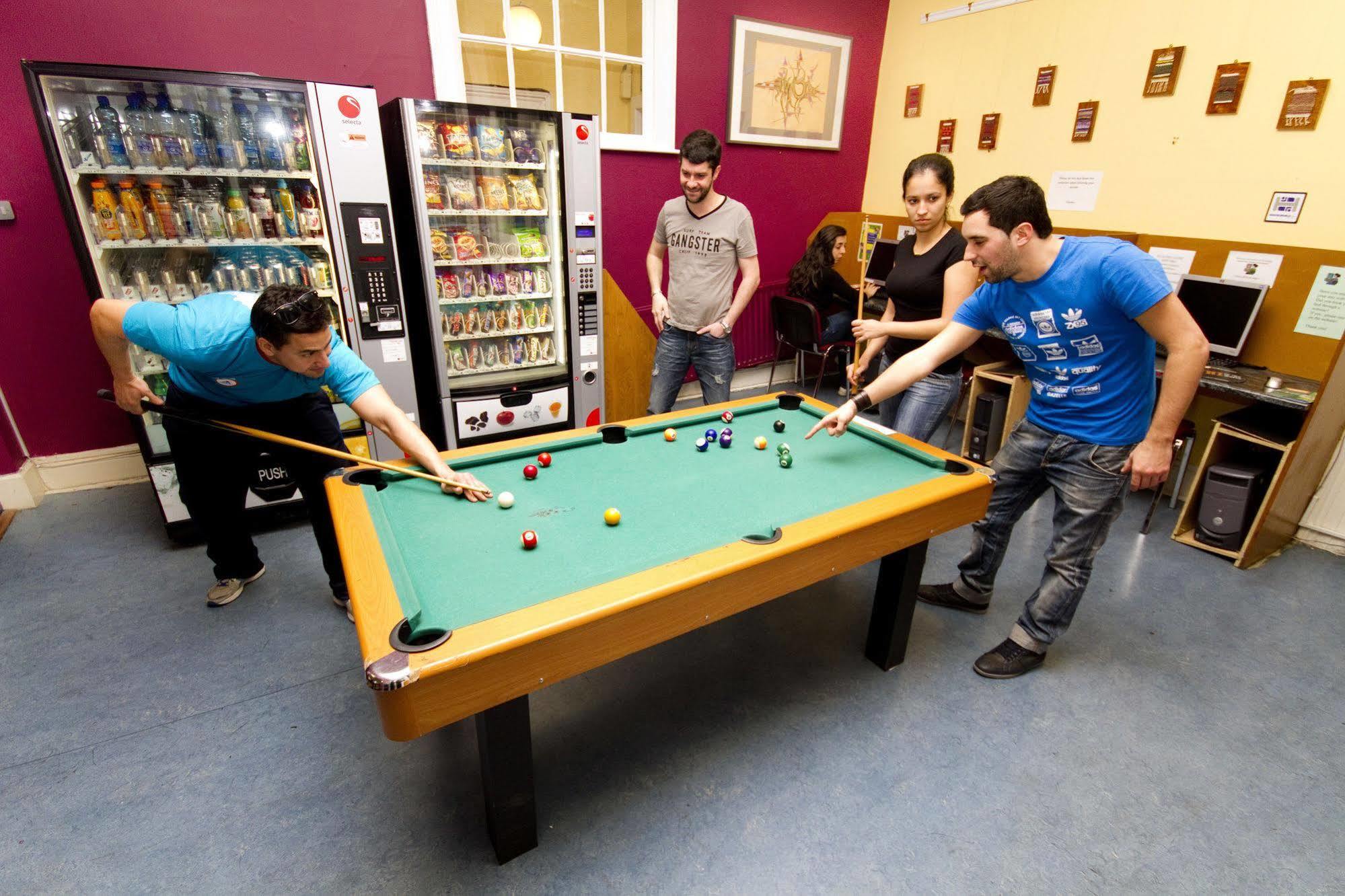 Dublin International Hostel Екстер'єр фото